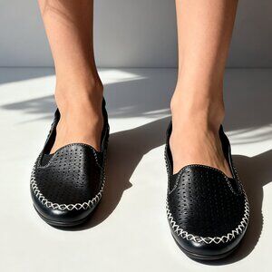 Earth Origins Black Leather Perforated Flats - US 9 | Like New